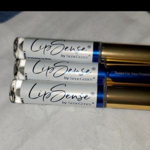 LipSence lip gloss